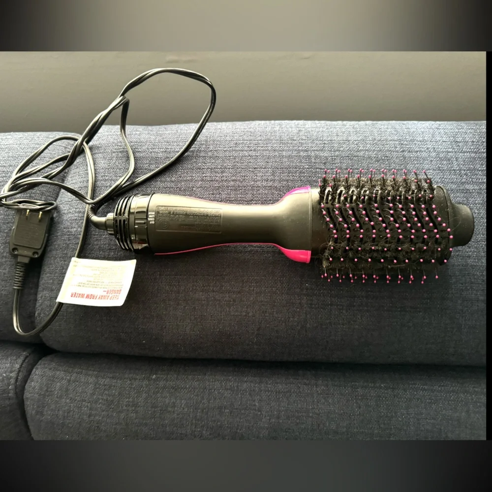 Revlon Black and Pink Hair Dryer and Volumizer‎